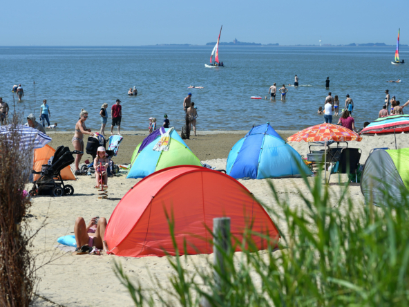 gepflegter Sandstrand 