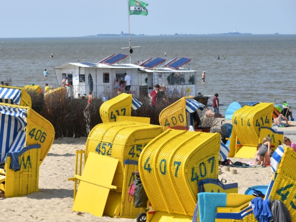 gepflegter Sandtrand 