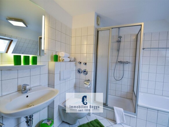 Bad Badewanne + Dusche
